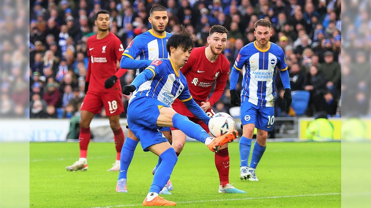 突发！阿诺德左腿受伤离场 皇马防线遭遇重创