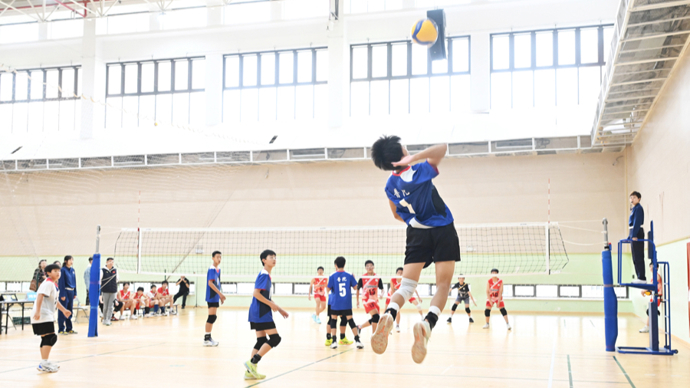 卡莱尔：其他老将遇到我们这样的情况会装病，西卡却全力以赴